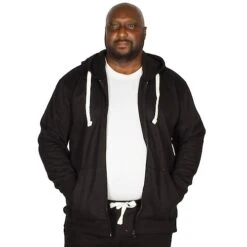 Bigdude Essentials Hoody Black -Kenn Clothing Shop img 8982 clipped rev 1